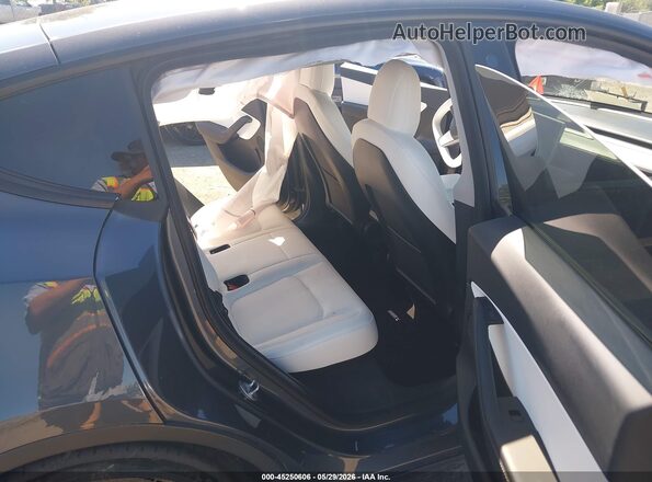 5YJYGDEF7MF302511 2021 TESLA MODEL Y Gray VIN sticker view