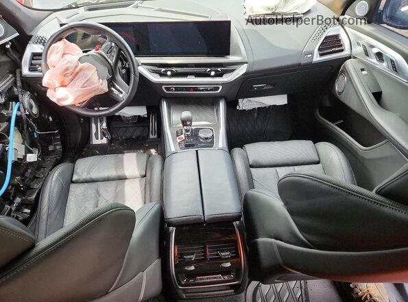 5YM23CS03S9Z60059 2025 BMW XM Черный Вид панели приборов