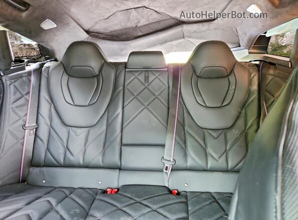 5YM23CS03S9Z60059 2025 BMW XM Черный Вид задних сидений