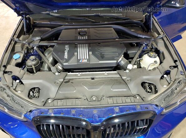 5YM23EC09R9T64944 2024 BMW X4 Blue Widok komory silnika