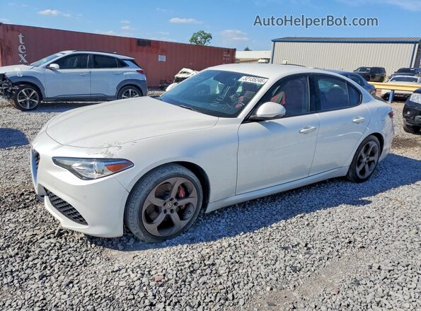 ZARFAEEN9H7560780 2017 ALFA ROMEO GIULIA White 