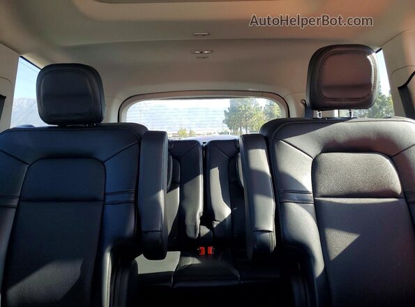5LM5J6WC5SGL16231 2025 LINCOLN TOWNHOUSE AVIATOR Black 