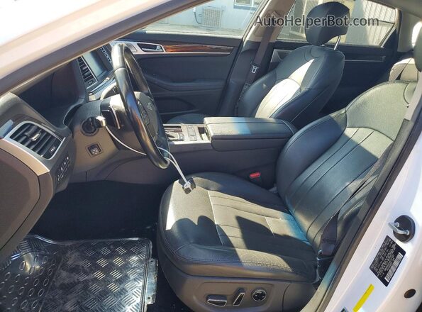KMHGN4JE0JU247042 2018 GENESIS G80 Белый Вид панели приборов