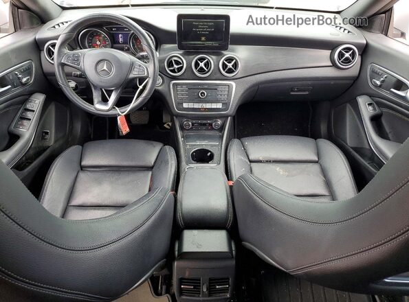 WDDSJ4GB5JN507250 2018 MERCEDES-BENZ CLA-CLASS Silver Widok zestawu wskaźników