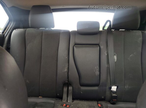 JA4ATWAA8RZ075246 2024 MITSUBISHI ECLIPSE Silver Սալոնի հետևի տեսք