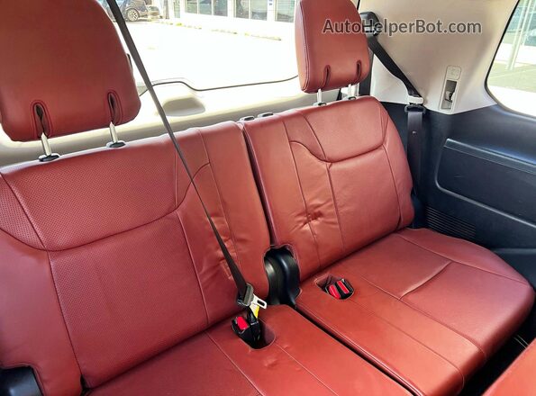 JTJHY7AX3H4246722 2017 LEXUS LX Silver 