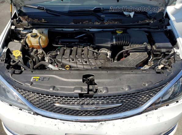 2C4RC1BG3HR587844 2017 CHRYSLER PACIFICA White 