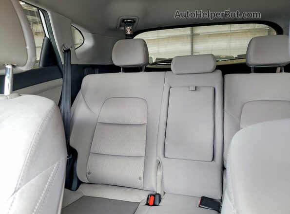 KM8J33AL5JU771016 2018 HYUNDAI TUCSON White 