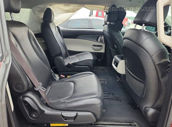 KNDNB4H34R6389418 2024 KIA CARNIVAL Red Vista del compartimento del motor