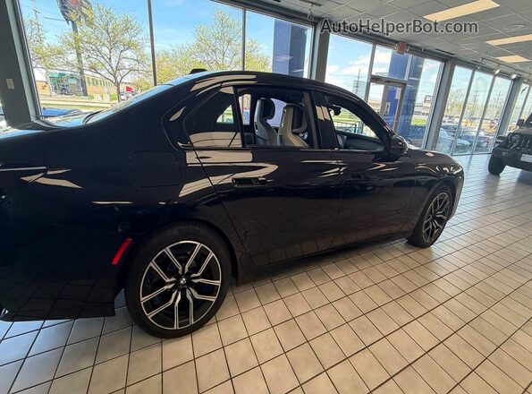 WBA33EJ02PCM30053 2023 BMW 7 SERIES Black Սալոնի դիմացի տեսք