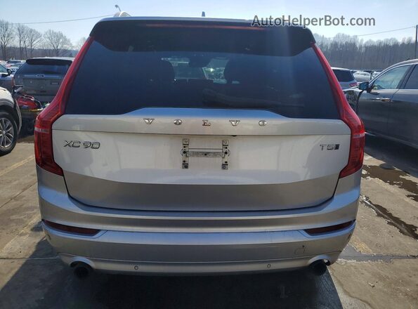 YV4102PK4J1347394 2018 VOLVO XC90 Silver Вид салону спереду