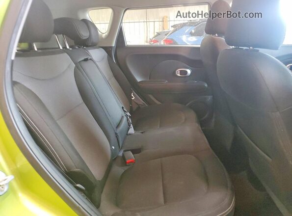 KNDJP3A5XH7878680 2017 KIA SOUL Green 