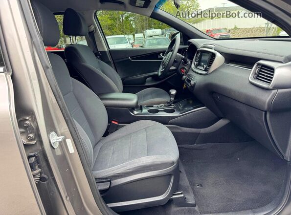 5XYPGDA59KG457463 2019 KIA SORENTO Gray 