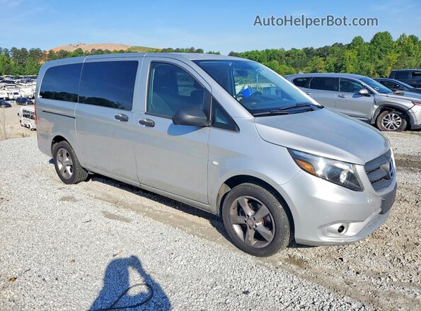 WD4PG2EE5H3302314 2017 MERCEDES-BENZ METRIS Silver Vista frontal