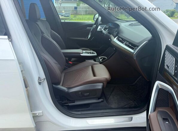 WBX73EF07P5W12917 2023 BMW X1 White Vista trasera