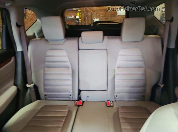 2HKRW2H59JH623008 2018 HONDA CR-V Gray 