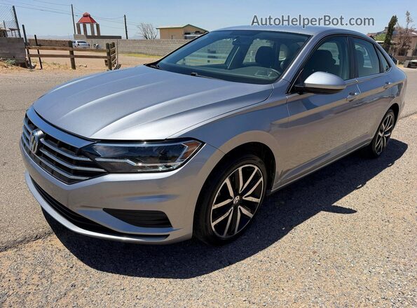 3VWC57BU5KM241718 2019 VOLKSWAGEN JETTA Серебряный 