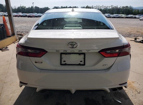 4T1G11AK1MU612669 2021 TOYOTA CAMRY White 