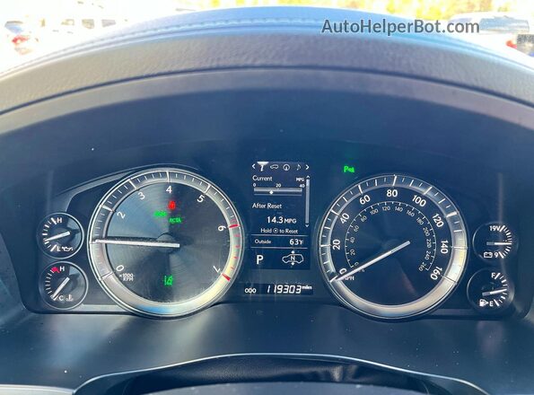 JTJHY7AX3H4246722 2017 LEXUS LX Silver Widok zestawu wskaźników