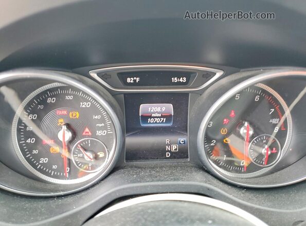 WDDSJ4GB5JN507250 2018 MERCEDES-BENZ CLA-CLASS Silver Widok tylnych siedzeń