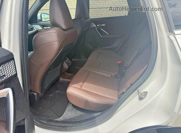 WBX73EF07P5W12917 2023 BMW X1 White 