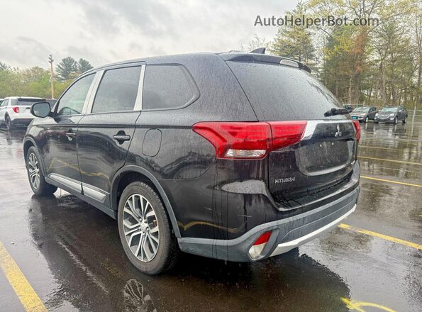 JA4AD2A3XJZ008823 2018 MITSUBISHI OUTLANDER Black Задня права чверть