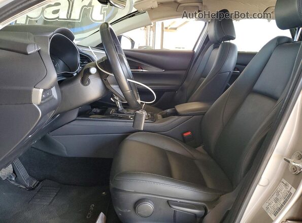 3MVDMBBMXRM630022 2024 MAZDA CX30 Желто-коричневый Вид панели приборов