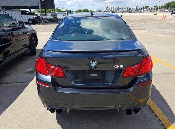 WBSFV9C55GD595740 2016 BMW M5 Gray Widok wnętrza 360 stopni