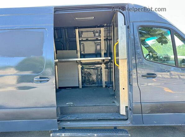 WD4PF1CD8KP147104 2019 MERCEDES-BENZ SPRINTER Blue 