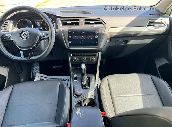 3VV2B7AX5LM114005 2020 VOLKSWAGEN TIGUAN White Вид задніх сидінь