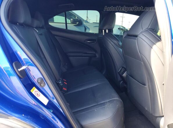 JTHY3JBH8K2017377 2019 LEXUS UX Blue 