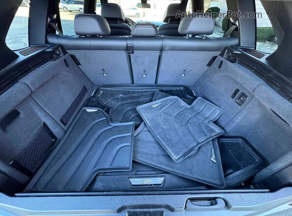 5UXKR6C55J0U15260 2018 BMW X5 Black 