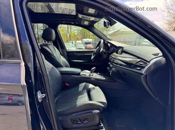 5UXKR0C56J0X92077 2018 BMW X5 Black 