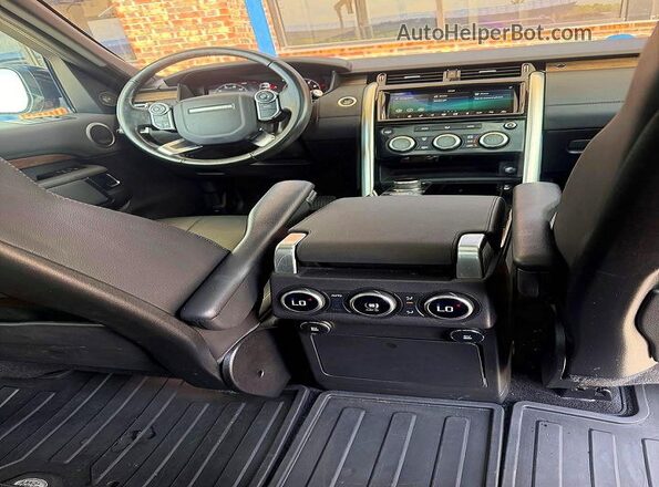 SALRR2RVXJA065627 2018 LAND ROVER DISCOVERY Silver ძრავის განყოფილების ხედი