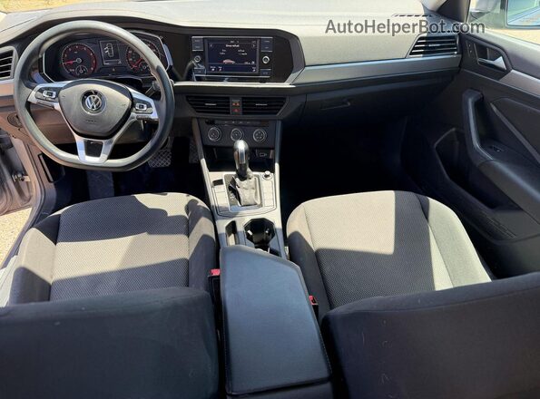 3VWC57BU5KM241718 2019 VOLKSWAGEN JETTA Серебряный 