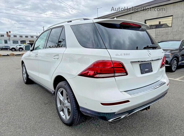 4JGDA5HB9JB073760 2018 MERCEDES-BENZ GLE Silver Przód prawy
