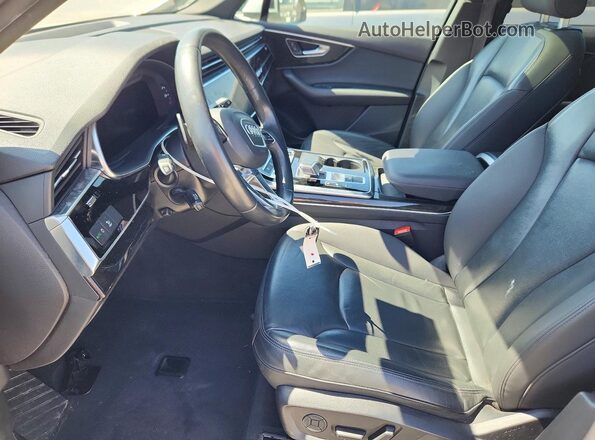 WA1AXAF72MD016963 2021 AUDI Q7 White წინა პანელის ხედი