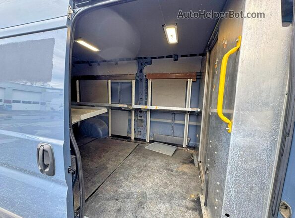 3C6URVJG8KE558681 2019 RAM PROMASTER Gray 