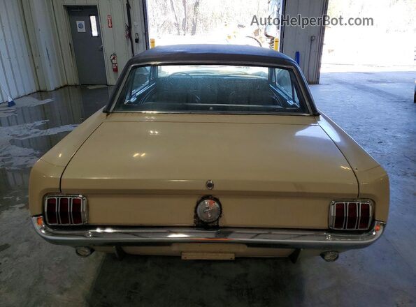 6F07T38999 1966 FORD MUSTANG Cream Rear view