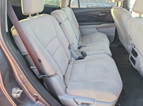 5FNYF5H18HB003821 2017 HONDA PILOT Gray 