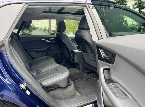 WA1EVAF15KD036494 2019 AUDI Q8 Blue Սալոնի դիմացի տեսք