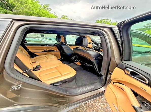 WP1AA2A20GLA00519 2016 PORSCHE CAYENNE Gray 