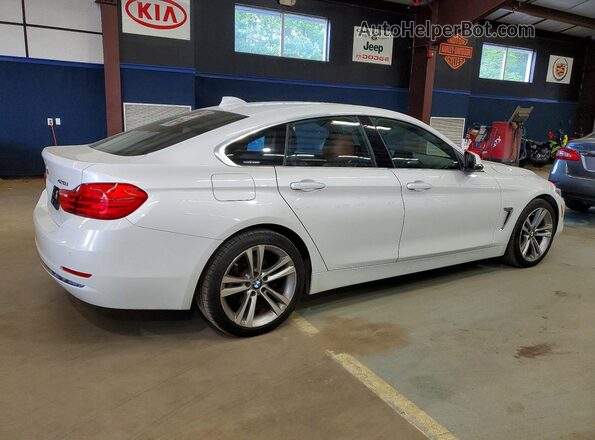 WBA4C9C51GG136141 2016 BMW 4 SERIES White Передня права чверть