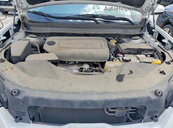 1C4PJLCB8KD474235 2019 JEEP CHEROKEE White 