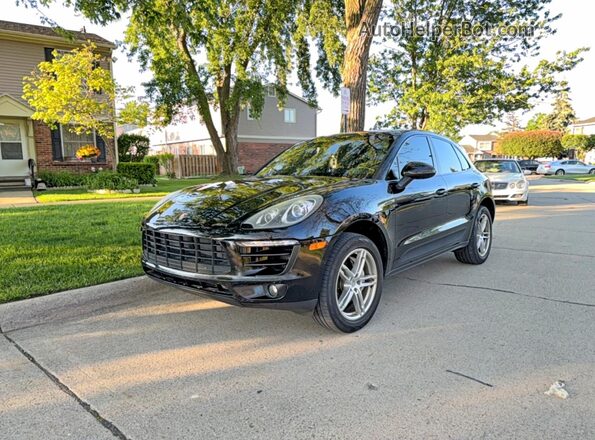 WP1AB2A50GLB55921 2016 PORSCHE MACAN Black უკანა მარჯვენა