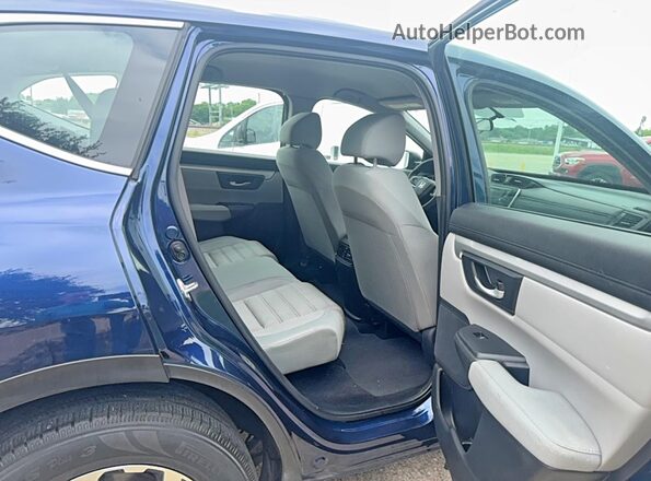 2HKRW6H31JH223174 2018 HONDA CR-V Blue 