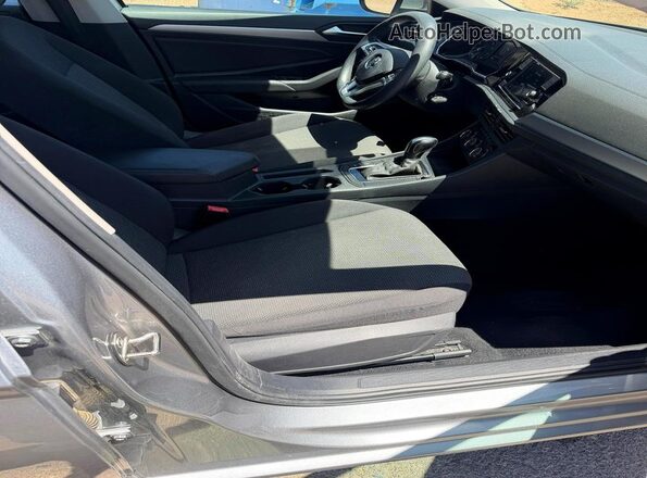 3VWC57BU5KM241718 2019 VOLKSWAGEN JETTA Серебряный 