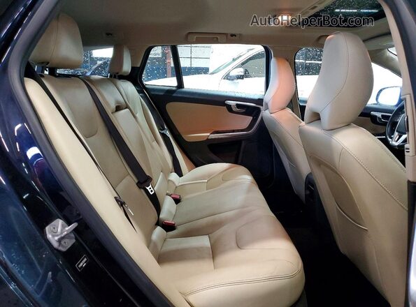 YV140MEK7G1314343 2016 VOLVO V60 Blue 