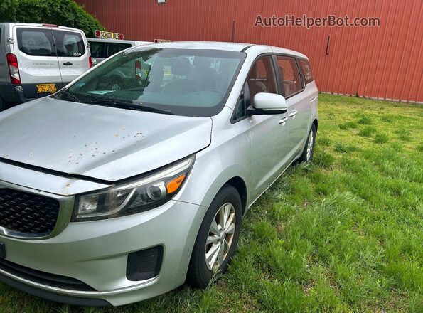 KNDMA5C15G6104796 2016 KIA SEDONA Silver 