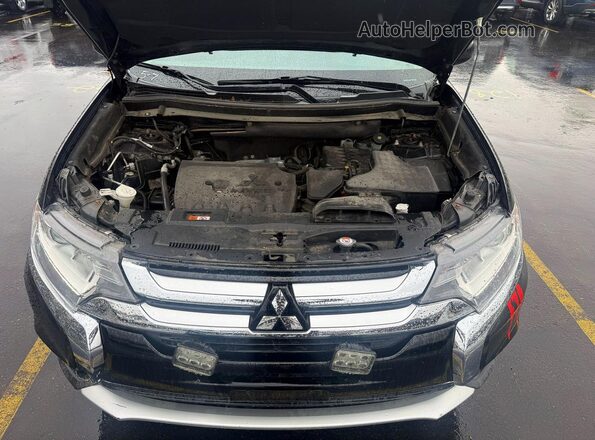 JA4AD2A3XJZ008823 2018 MITSUBISHI OUTLANDER Black Вид салону спереду
